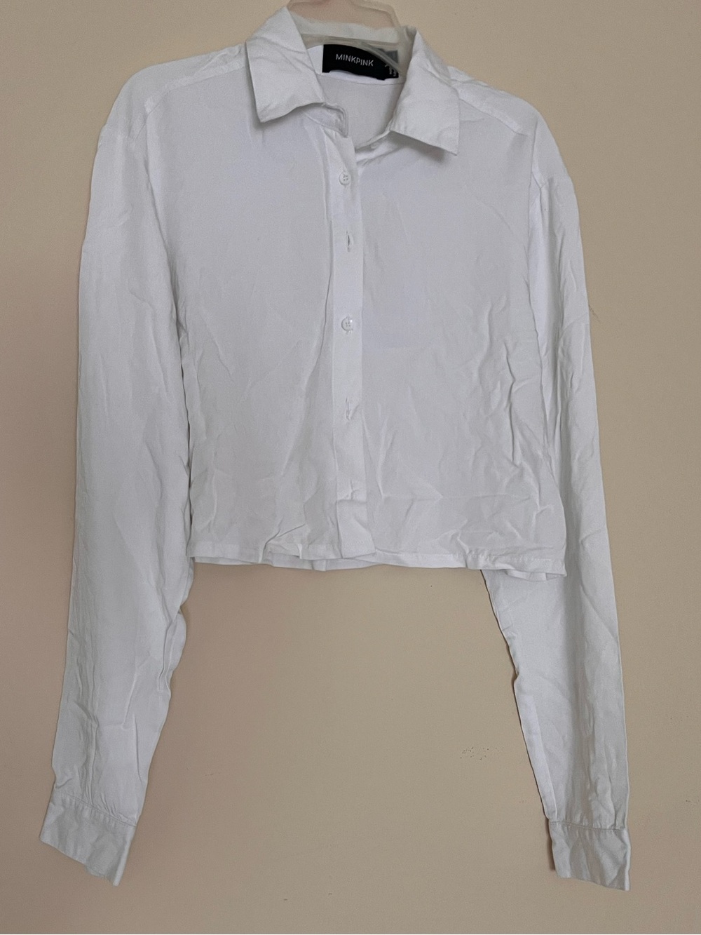 MINKPINK long-sleeve cropped button-down white shirt.